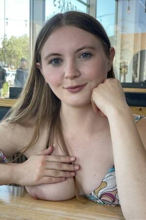 Amateur Cute Babe - Cute Amateur Nude Porn Pics - PornPics.com