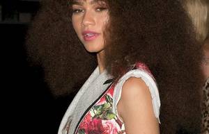 Kelly Nude Ripa Rihanna Pussy Slip - Zendaya Coleman went to the MET Gala after-party and she suffered a slight  wardrobe malfunction! Nip Slip!