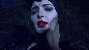 Maleficent Xxx Porn - MoviePorn - Maleficent porn parody with Belle Claire - XNXX.COM