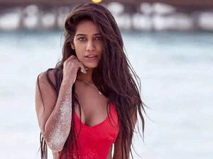 india actress roshni chopra naked - Poonam Pandey | Porn video case: SC grants protection from arrest to actress  Poonam Pandey | - Times of India