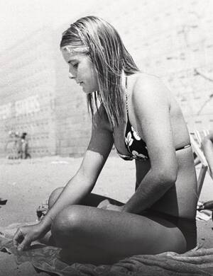 1970s nudist porn - 1970s Vintage Venice Beach Shots: Epic Surf, Sun & Skate Badness |  CellarDoor's Blog