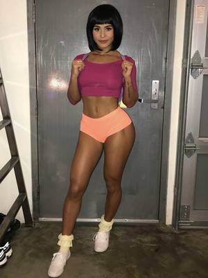 Ariel Winter Dora The Explorer Porn - Micheal Bay is slated to produce Live action Dora the explorer movie