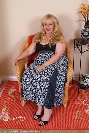 Bbw Jamie Monroe Porn Star - Mature Porn at Aunt Judy's - The Largest Archives of older women on the  internet!