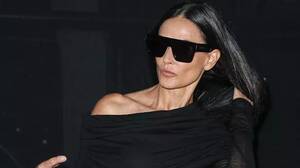 Demi Moore Blowjob Porn - Demi Moore accidentally exposes chest at Paris Fashion Week after wardrobe  malfunction - Mirror Online