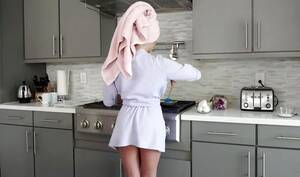 Kitchen Robe Milf Porn - Milf threw off her robe in the kitchen and right on the table gave her... -  HD porn online