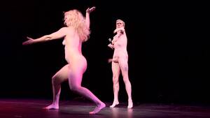 Bizarre Nude Porn - STRANGE AND BIZARRE NUDITY ON STAGE - ThisVid.com