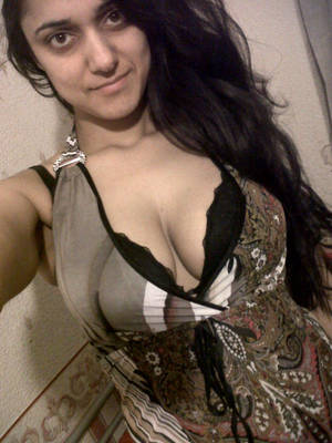cute pakistani nude - pakistani girls nude pics mobile