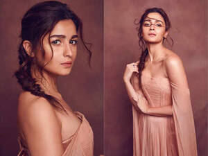 Alia Bhatt Nude Sex - How to ace the nude make-up look like Alia Bhatt - Times of India
