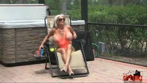 Aunt Sally Porn - Sally D'angelo Has Gator In Her Pool