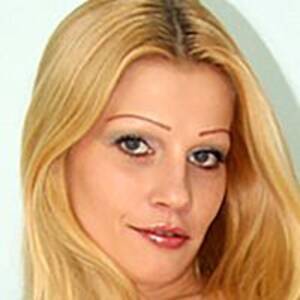 Bella Karina Porn - Bella Karina - Trending porn videos | bang.com