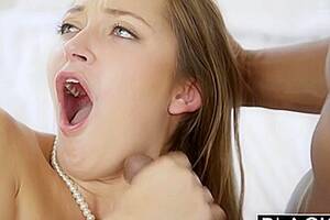 Dani Daniels Fucked By Bbc - Dani Daniels Dani Daniels vs Two Huge BBC! - Upornia.com