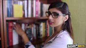 Glasses Mia Khalifa Anal - Nicely shaped Mia Khalifa deserves to get her wet Lebanese cunt fucked doggy