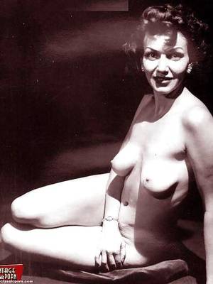 30s Porn Girls - Average 30s Porn Captivating For Raunchyyou Might Think That Porntube K Is  Nothing But Another Average