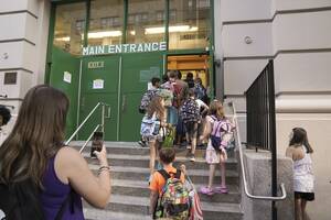 Chicago Teacher Porn Forum - US Public Schools Face Financial Blow as Federal Pandemic Aid Expires -  Bloomberg