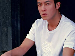 edison chen - Edison Chen back in Obama T-shirt -- china.org.cn
