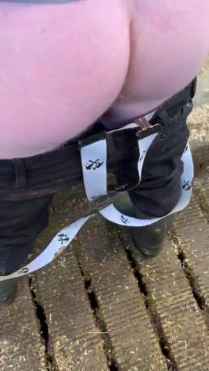 farm worker - Farm worker gets it up the ass - ThisVid.com em inglÃªs