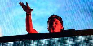 Cute Babies Porn - Avicii Found Dead at Age 28