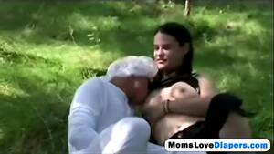 Breastfeeding Adult Porn Rough - Outdoor brunette milf breastfeed anal strap on - XVIDEOS.COM