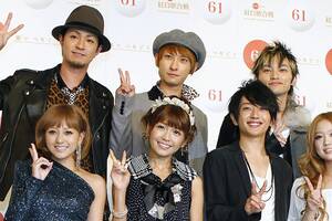 Boy Porn Asian Shinjiro - Japanese pop star Shinjiro Atae says he's gay in an announcement that's  been warmly received by fans | ABC27