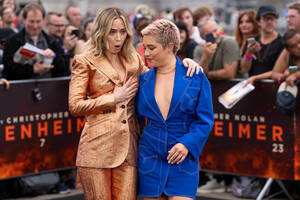 Emily Blunt Porn - Florence Pugh saves Emily Blunt from a wardrobe malfunction on  'Oppenheimer' red carpet