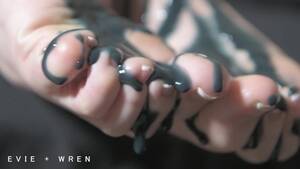 Alien Foot Porn - Alien Cums on Cute Teen's Soles in Red Dress - Pornhub.com