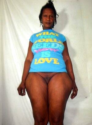 Aged Black Porn - Aged Pics with hot black women