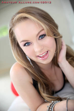 amateur blonde teen swallows - Petite Blonde Teen Swallows Two Big Loads