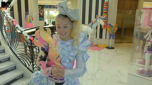 Jojo Siwa Porn Tubes - Watch: Jojo Siwa appears on TV show MTV Cribs | Metro Video