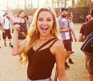 massive public cumshot - 