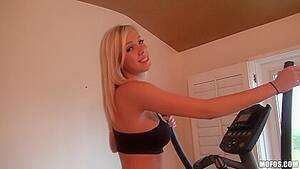 Bibi Jones Dentist Porn - Bibi Jones - Working Out My Hard Cock Porn Video - VXXX.com
