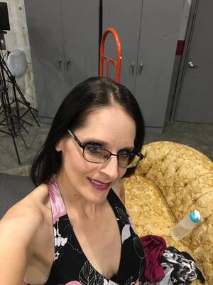 Ashlee Amateur Glasses Porn - Ashlee Amateur Glasses Porn | Sex Pictures Pass