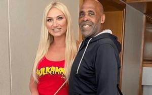 Brooke Hogan Look Alike Porn - Virgil Charged Brooke Hogan $20 For A Selfie