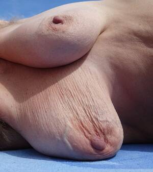 huge empty boobs - Dangling Empty Boobs - 81 photos