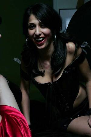 hot indian nri girls nude - Hot Desi NRI Girl Nude Modeling Very Sexy Indian Girl