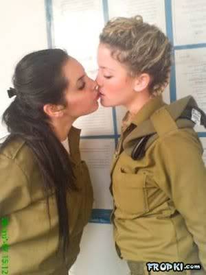 Israel Lesbian - Israel Army Girls in Lesbian Action