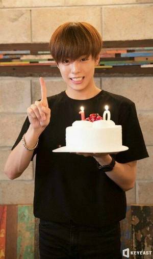 kim le asian porn - Lee Hyun Woo