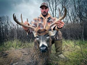 Elk Hunting Porn - Are Keyboard Cowboys Ruining Hunting? | Hook & Barrel Magazine