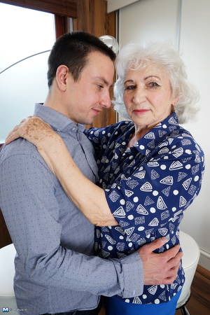 Granny Big Toy Porn - Horny toy boy playing around with a hairy granny