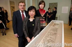 Hapa Porn Star Kelly - Need a good Captain here - 9GAG