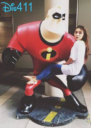 Disney Porn Rowan Blanchard - Photo: Rowan Blanchard With Mr. Incredible September 20, 2014