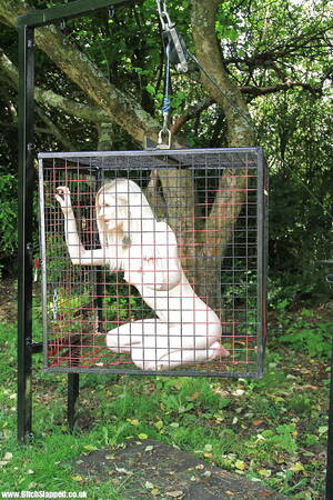 Amateur Women Cages Porn - Sexy Blonde Slave Girl in an Outdoor Cage | MOTHERLESS.COM â„¢