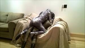 Gay Crysis Porn - Crysis Humps Black Wetsuited Spider - Pornhub.com