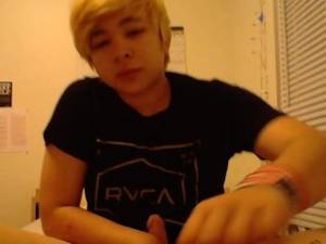 Androgynous Sex Pussy - transgender pussy boy fucks self with dildo - SissyTwink