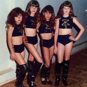 Gisele Girls Do Model - Gisele BÃ¼ndchen Shares a Pic of Herself as a Model at Age 12â€”Putting Us to  Shame! - Life & Style | Life & Style