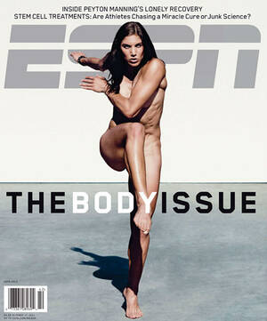 Hope Solo Vagina Porn - Hope Solo's Nude ESPN Shoot Included Dropping Her Robe, Sprinting In The  Middle Of The Street | HuffPost Los Angeles
