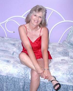 Naked Granny Sex - Sexy hairy granny strips naked and masturbates during phone sex Porn  Pictures, XXX Photos, Sex Images #3364417 - PICTOA