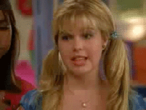 Lizzie Mcguire Fucking Porn Gifs - Thank You Lizzie McGuire For Portraying The Typical Awkward Teenager &  Making It Okay To Be Uncool