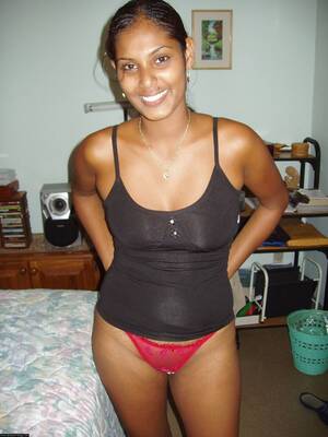 candid big tits indian - Indian solo girl pops out her big tits during a set of candid scenes from  home - HD Porn Pictures