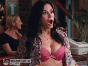 Cougar Town Porn Scene - COUGAR TOWN NUDE SCENES - AZNude