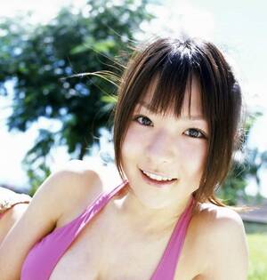 Mizuki Horii - Mizuki Horii Memakai Bikini Warna Ungu - style wallpaper